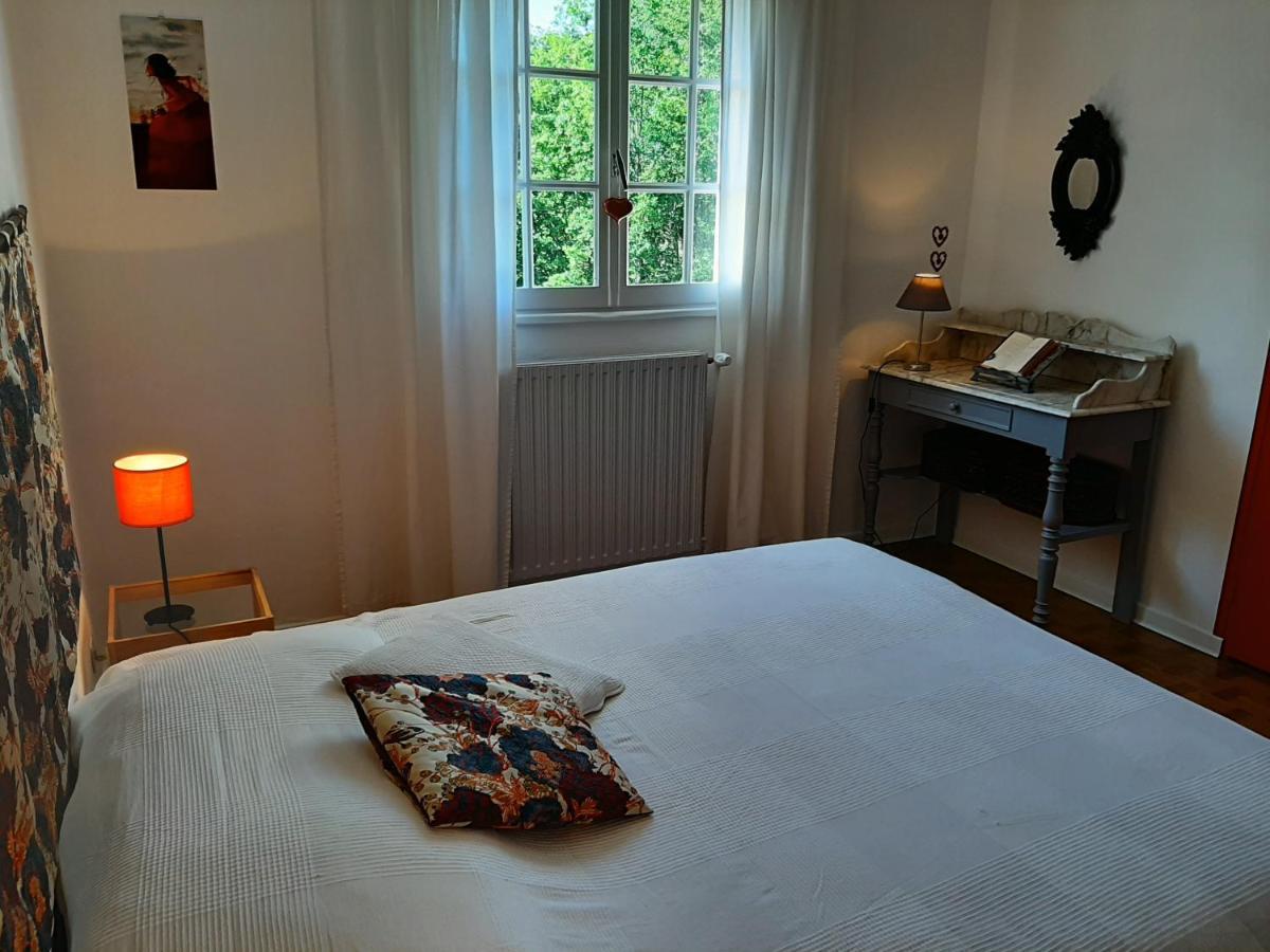 Chambre Soignee Et Accueillante A La Campagne - Ch Rouge L'Honor-de-Cos Екстериор снимка